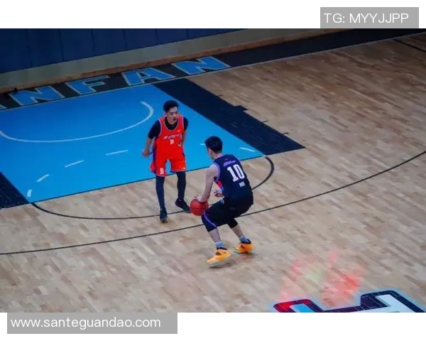 成都篮球队在总决赛中的耐力表现分析与战术反思