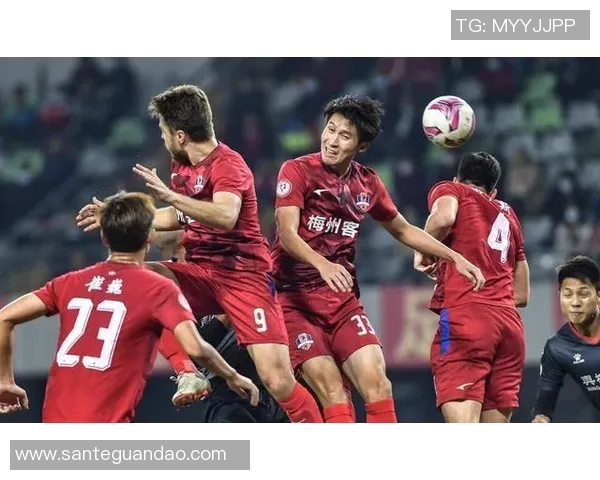 南京足球队的反击革新之路：重塑战术与团队精神的全新篇章